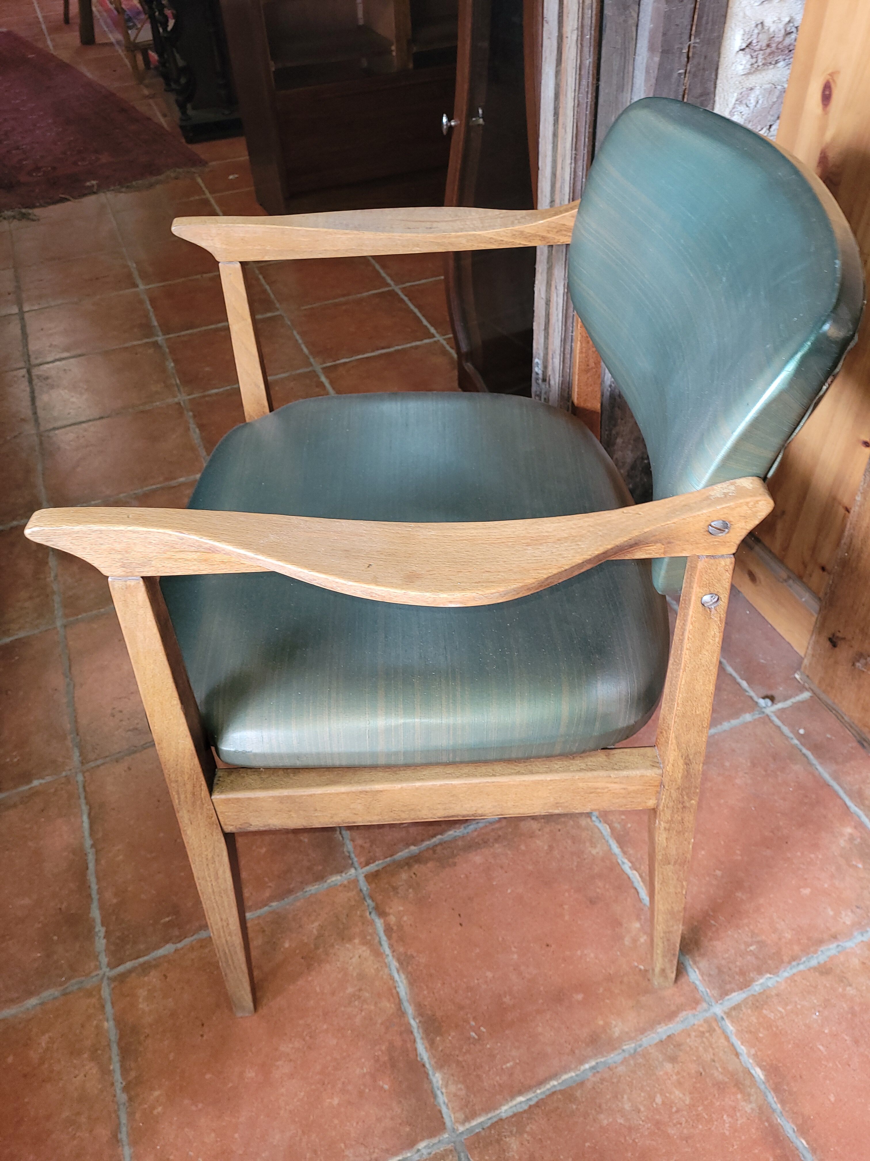 Scandinavian office chair