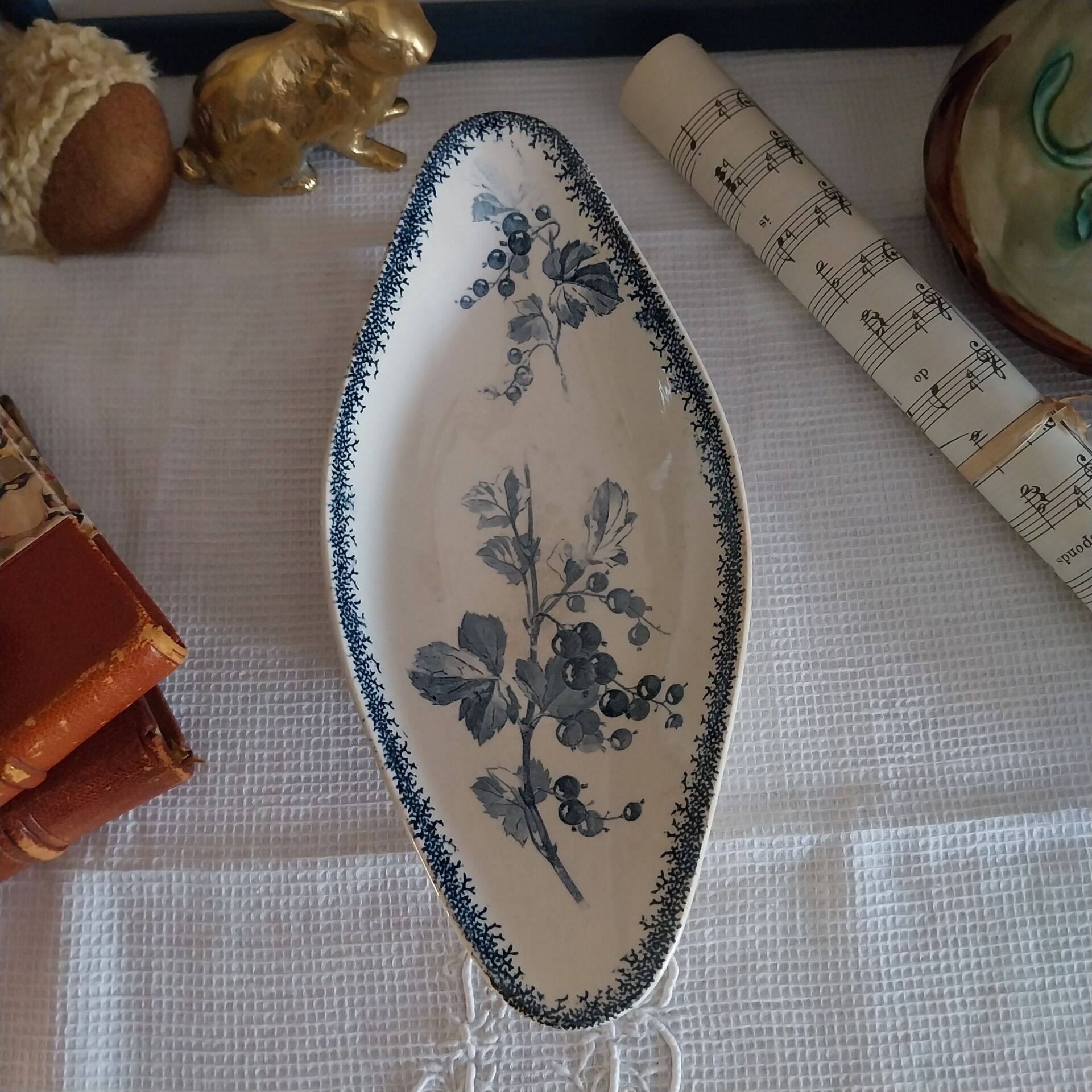 Old small ironstone dish Sarreguemines U&C