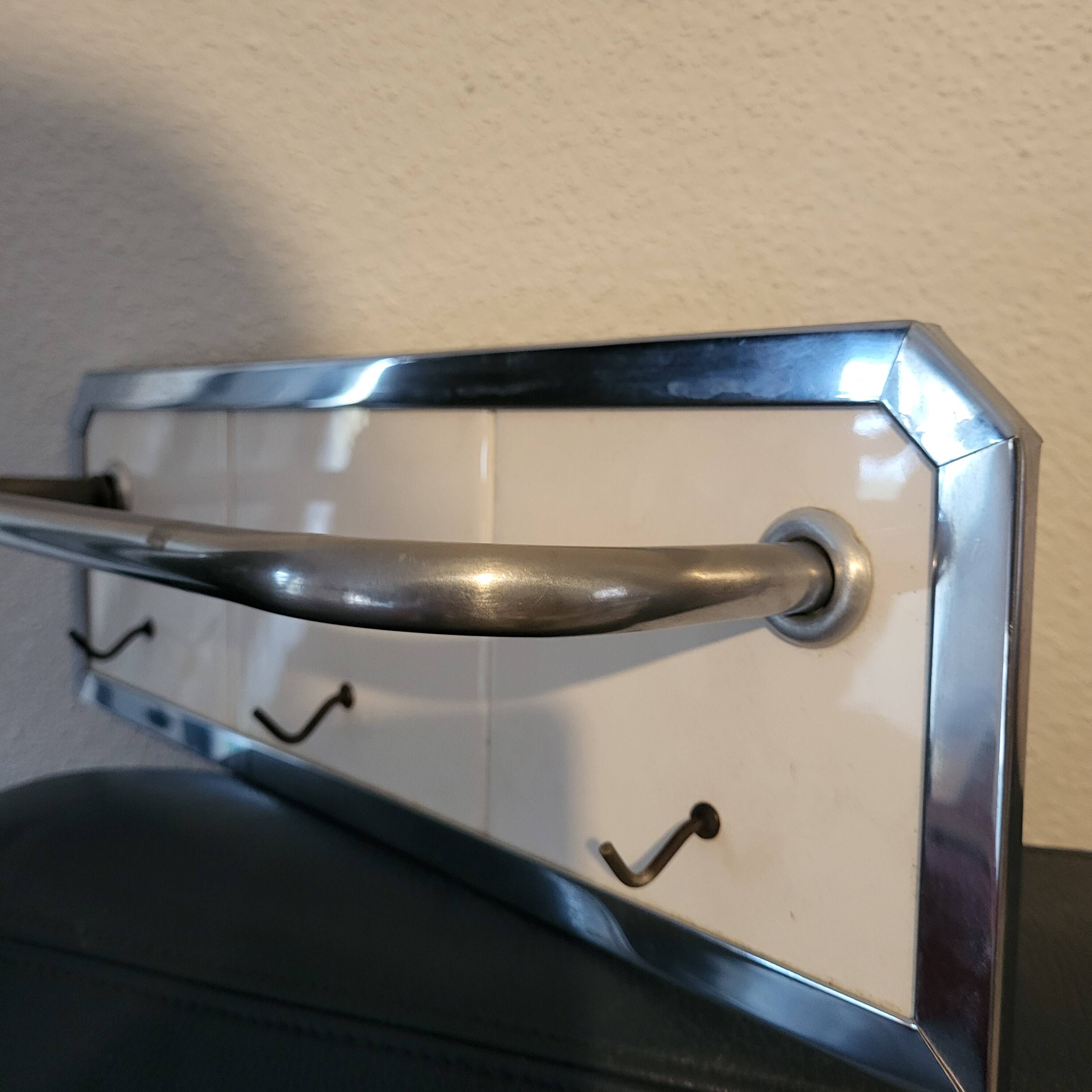 Art Deco tea towel holder, SDV, France, Sarreguemines