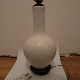 White ceramic table lamp