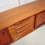 Stonehill Teak Scandinavian Line