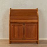 1980s Bureau, Ansager