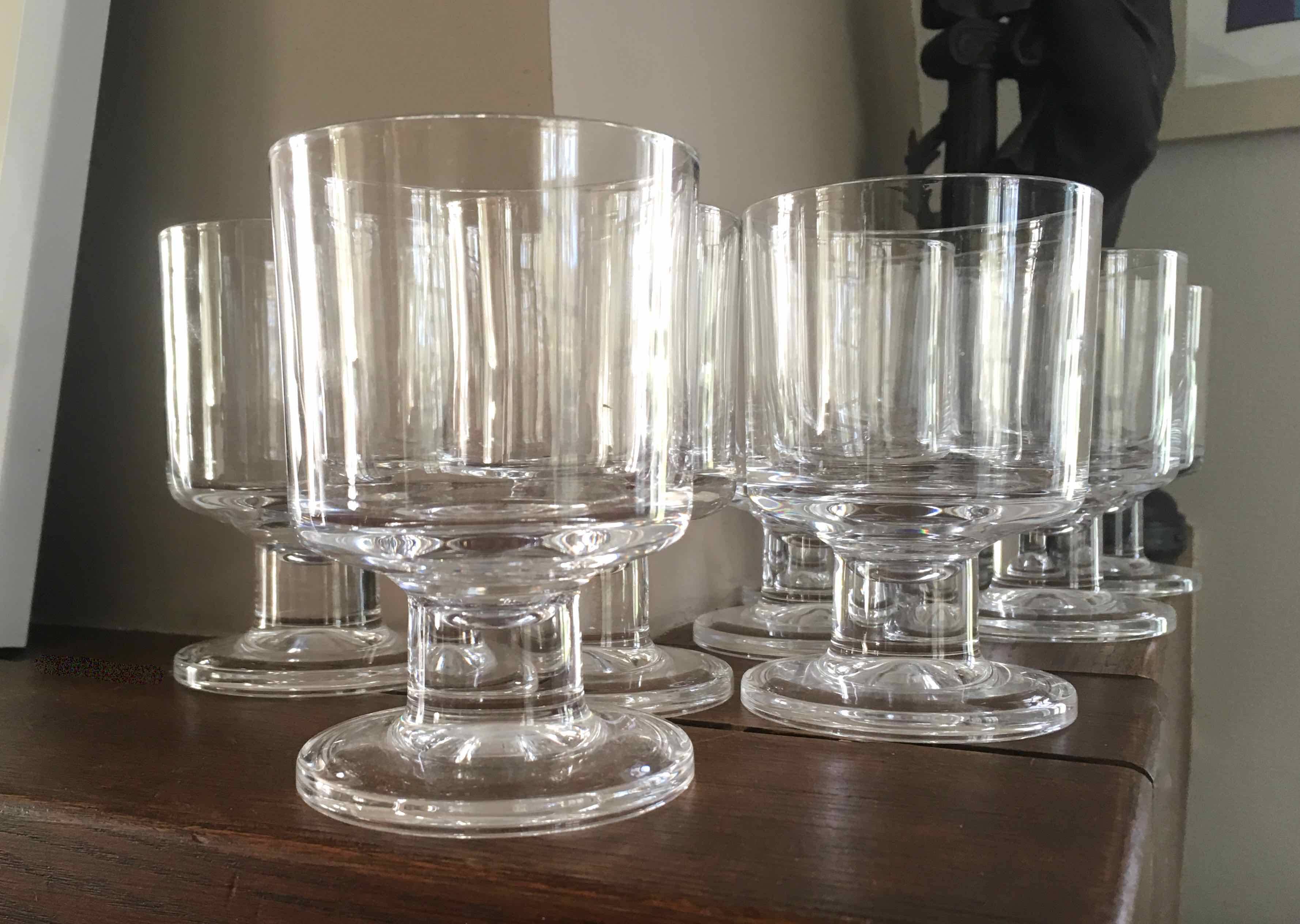 10 crystal wine glasses