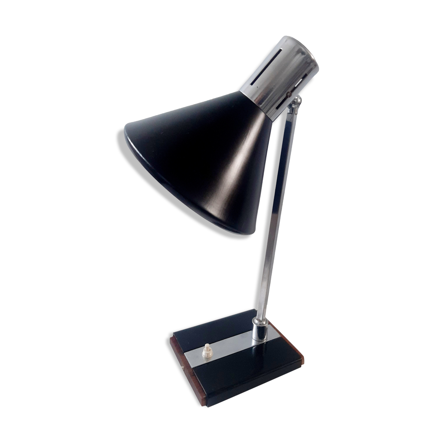 Articulated desk lamp in metal and wood