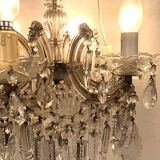 Chandelier with pendeloques tassels and glass pads