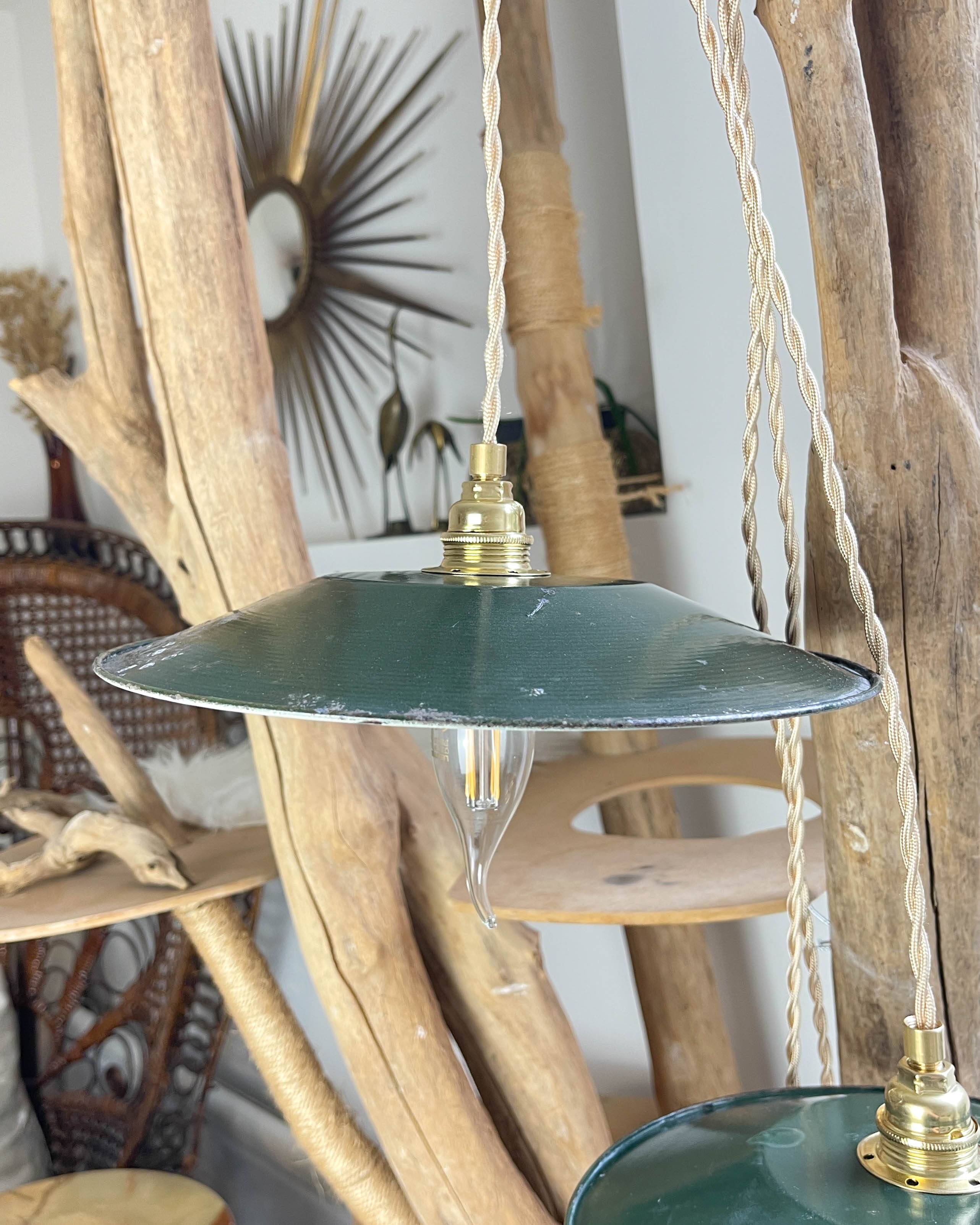 Vintage lampshade in green enamelled sheet metal, customizable