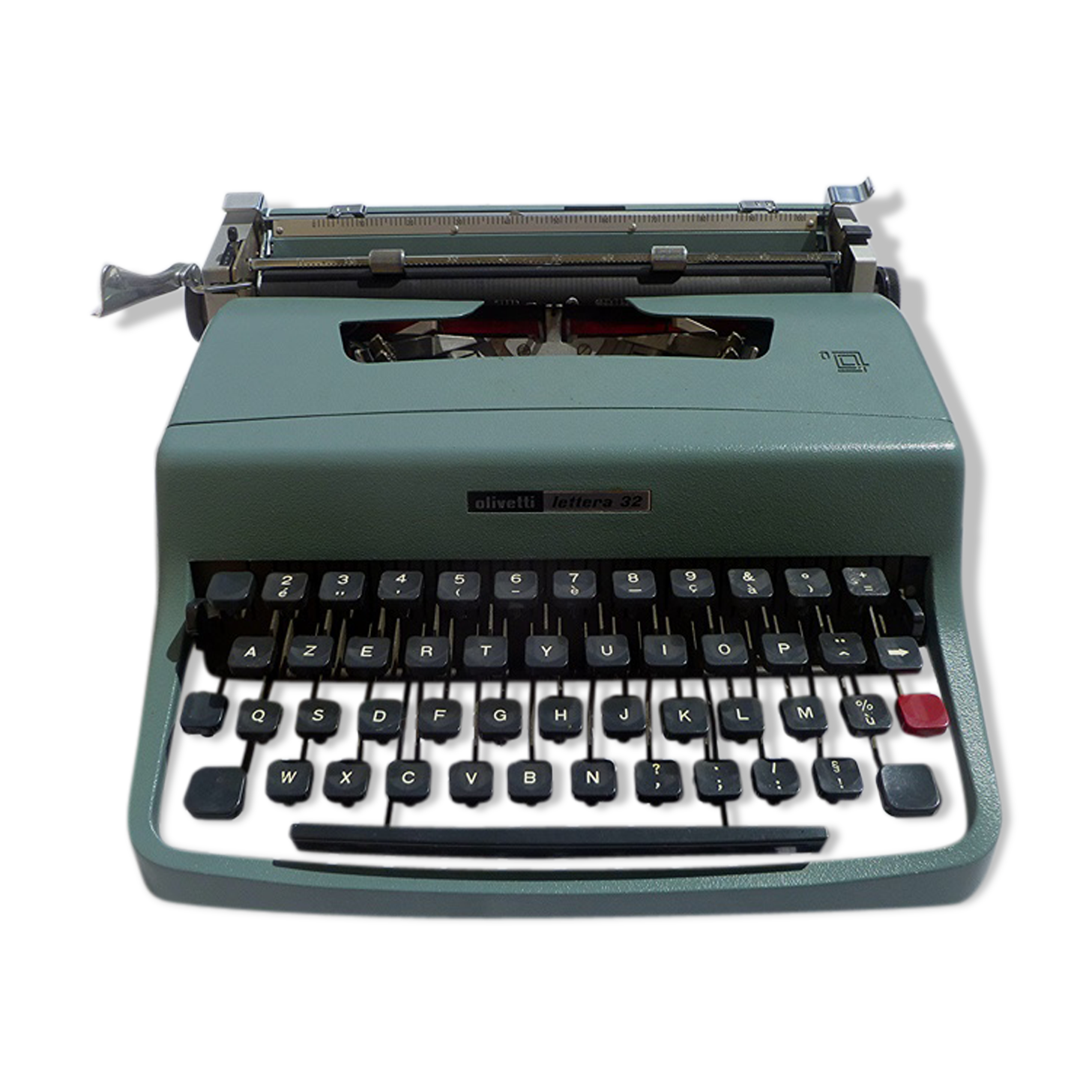 Typewriter by Olivetti Lettera 32