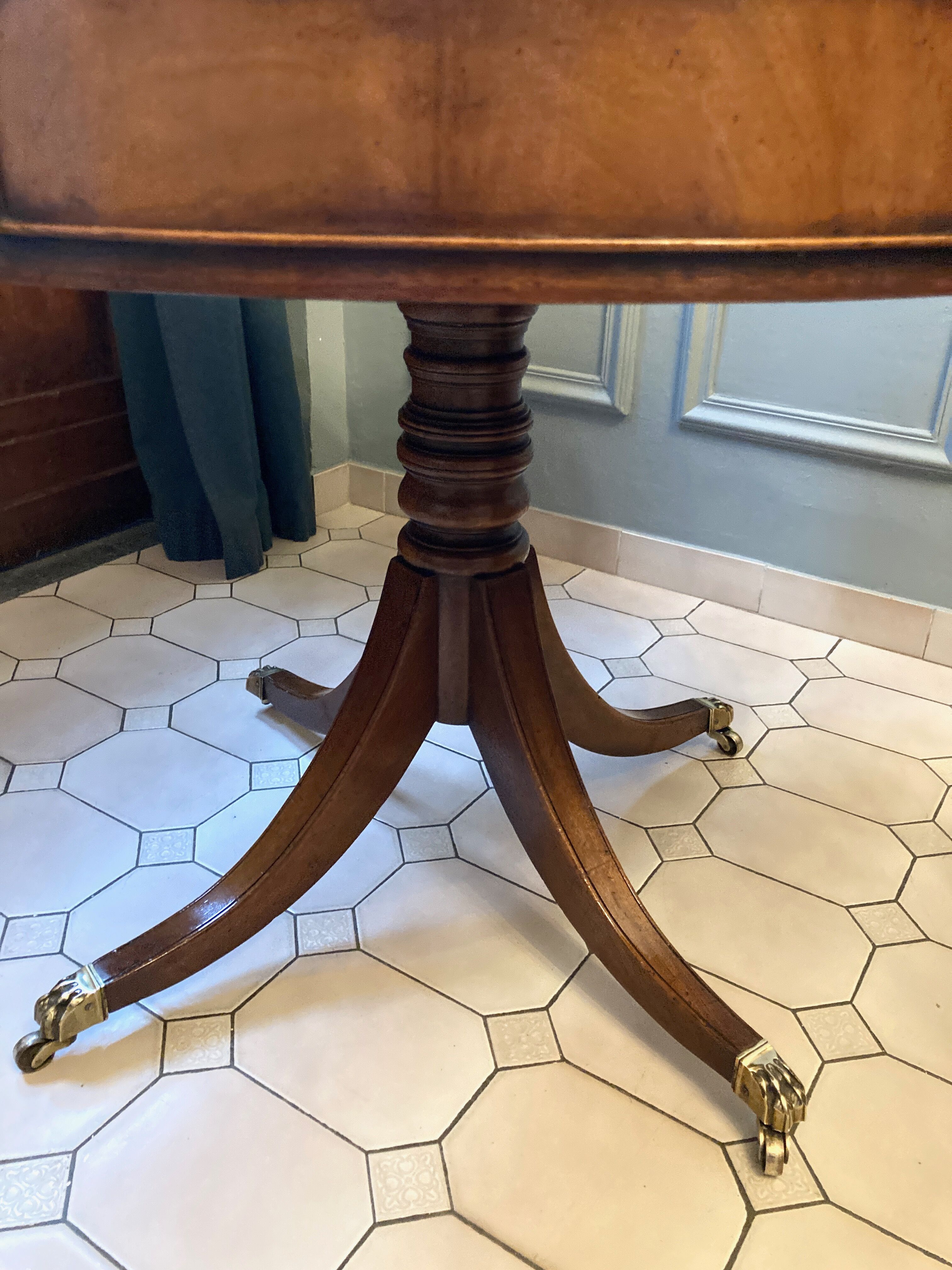 Old drum table 1900 cherry leather and brass