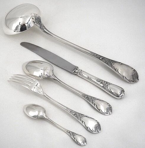 Christofle Marly cutlery set 49 pieces, knives, silver-plated metal, excellent condition.