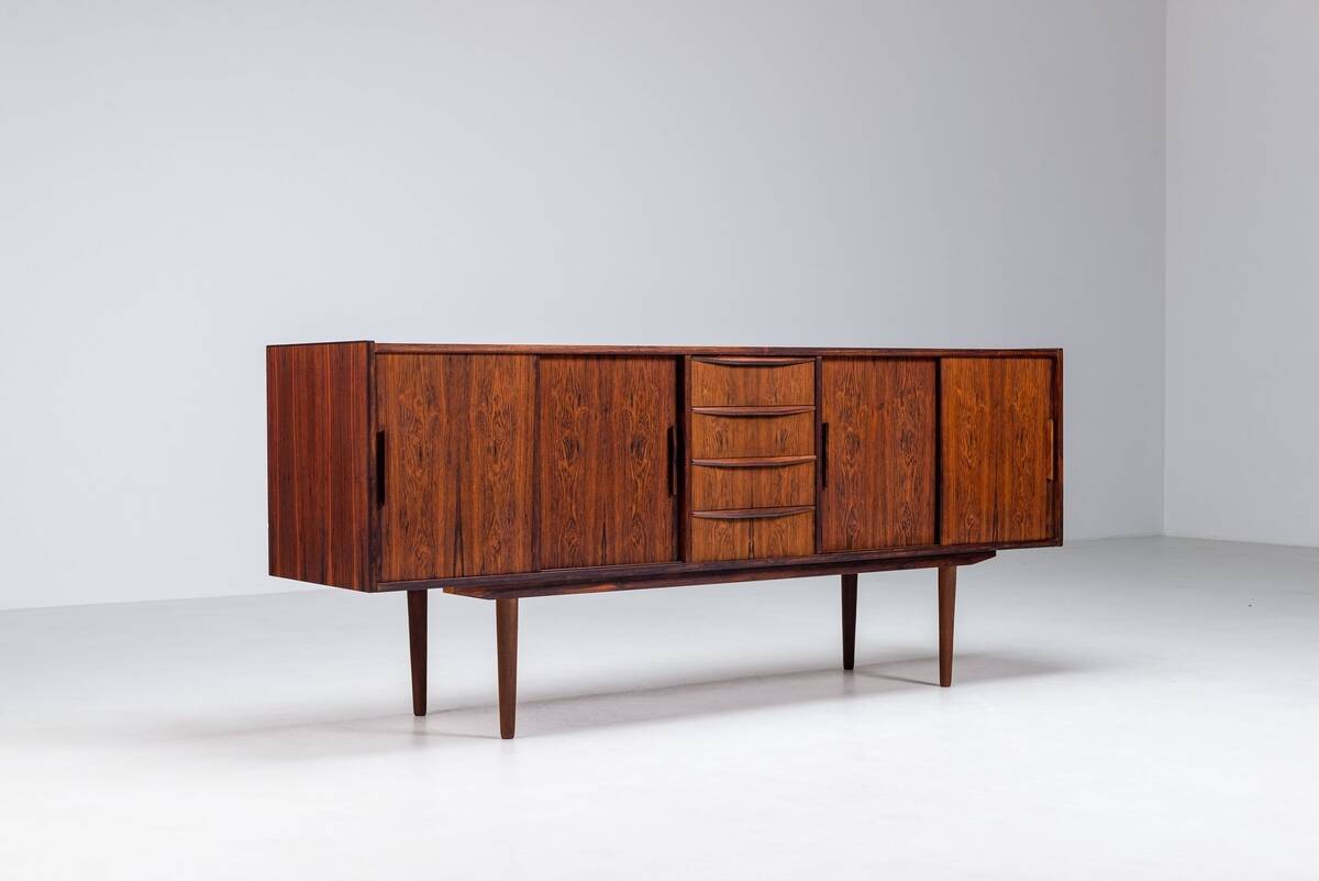 Scandinavian symmetric sideboard in rosewood Denmark 1960