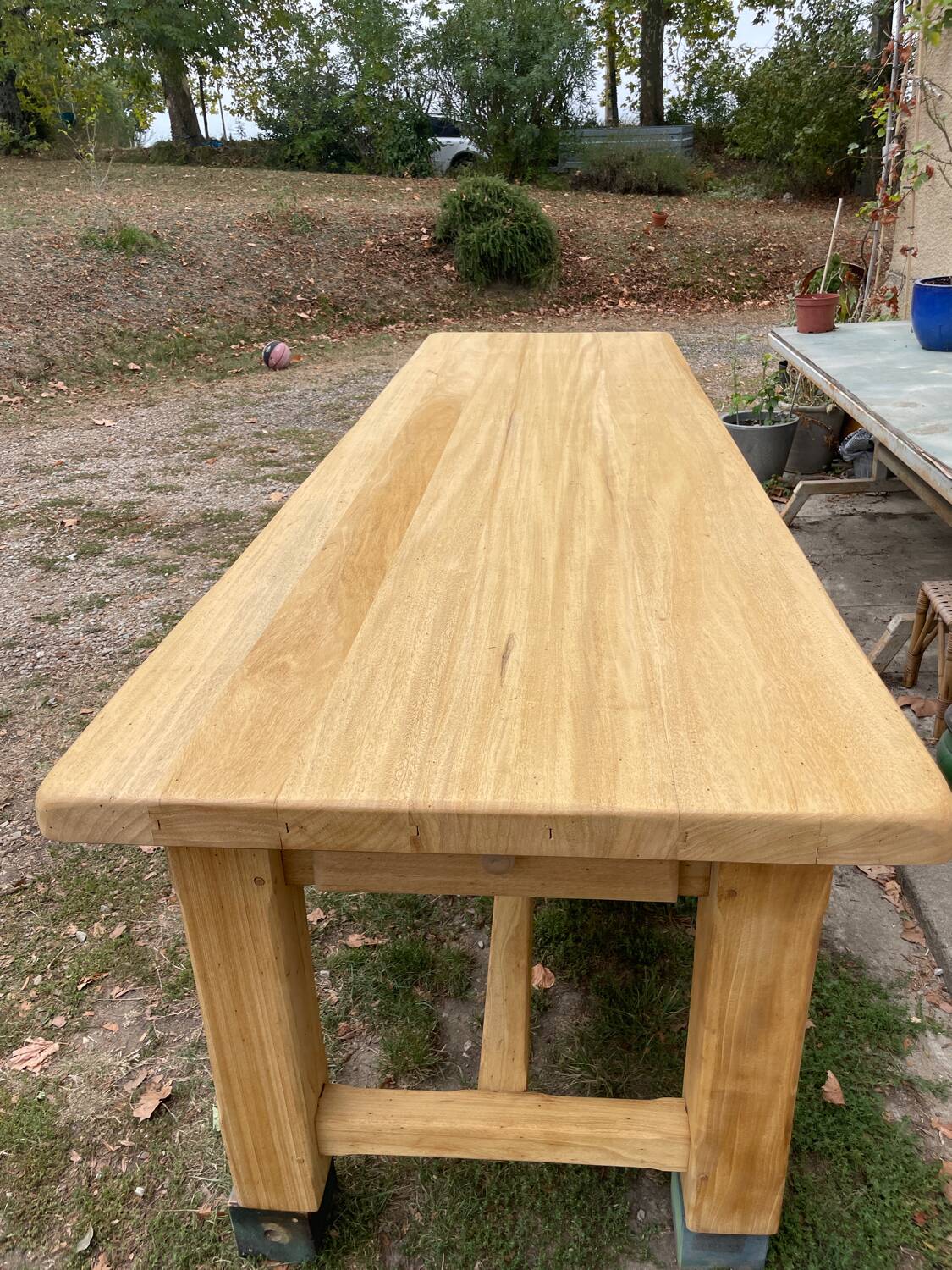 Wooden farm table 3m