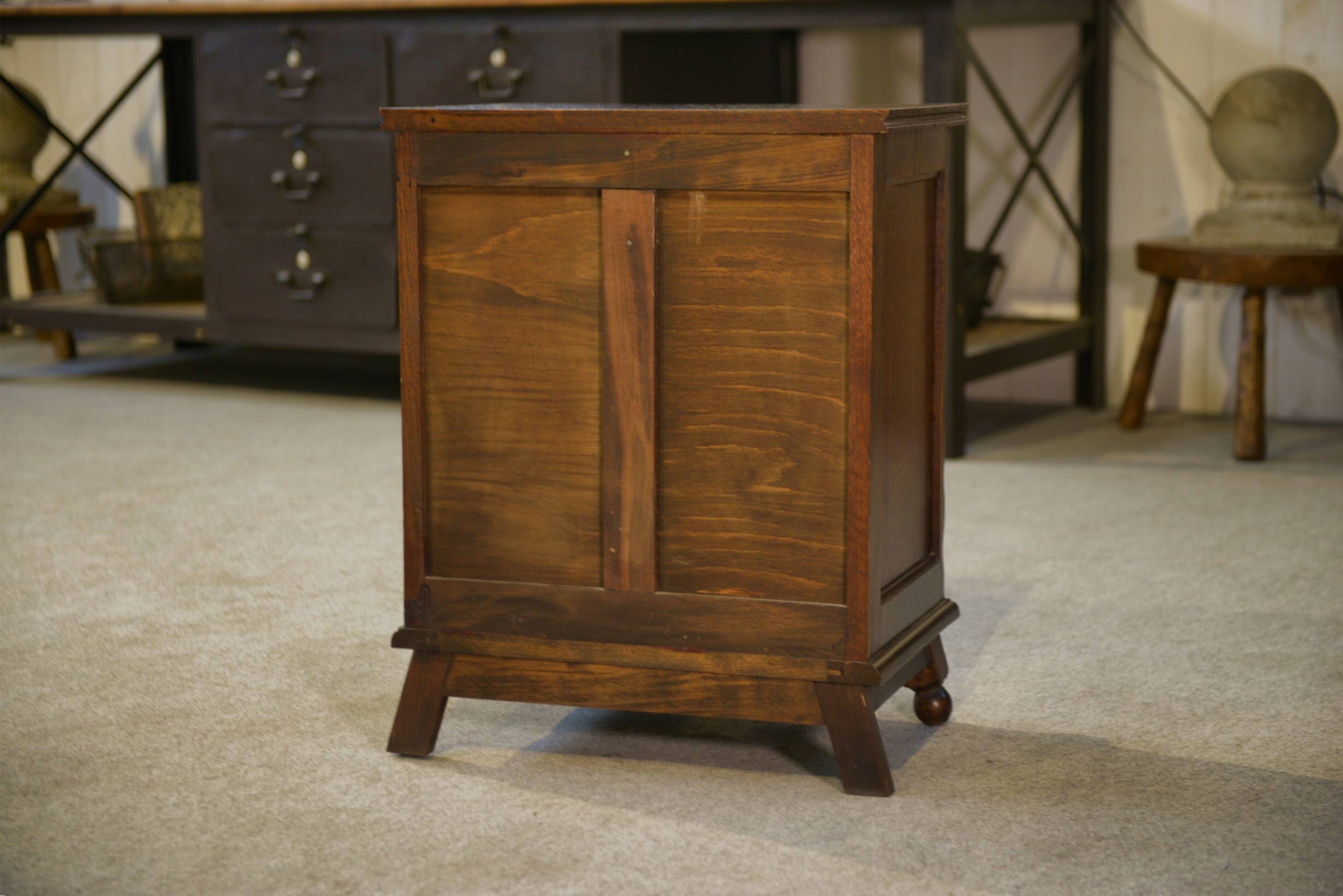 Brutalist bedside table/occasional furniture in oak from the 1960s.