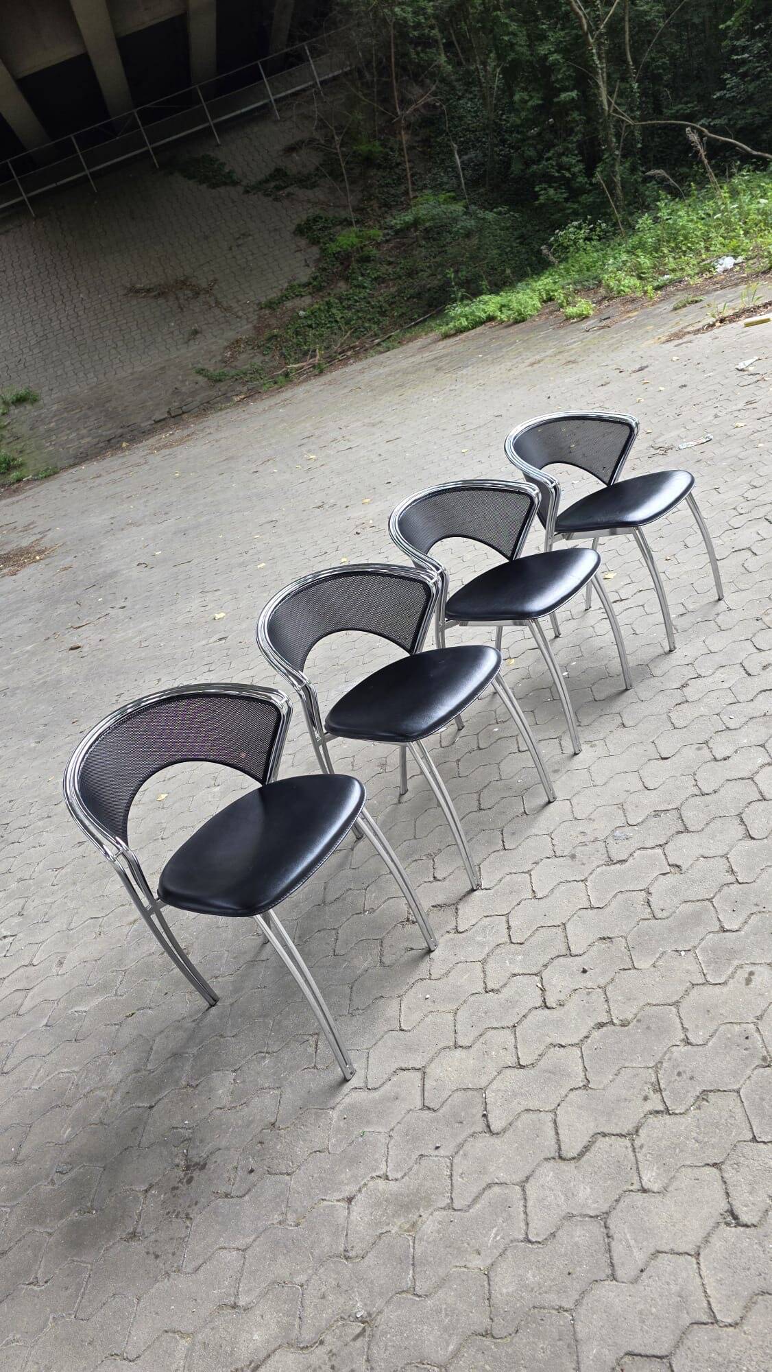 Set of 4 postmodern chairs with chrome and perforated mesh, Italy, 1980.