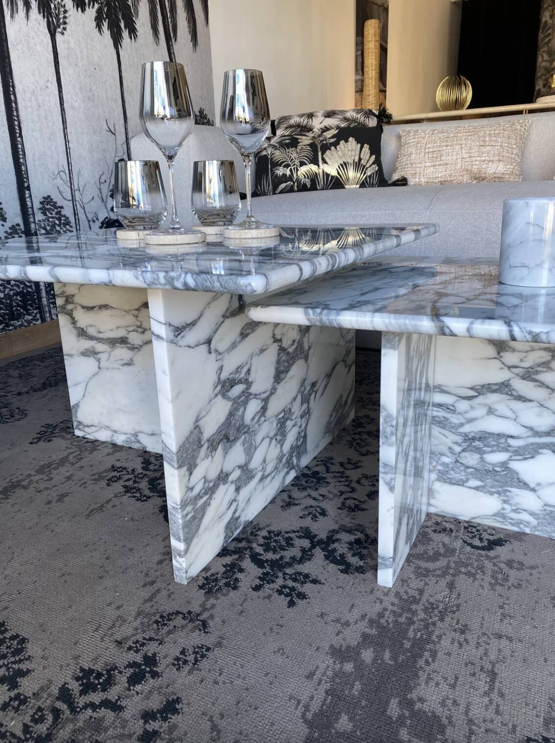 Square trundles 100% Arabescato marble