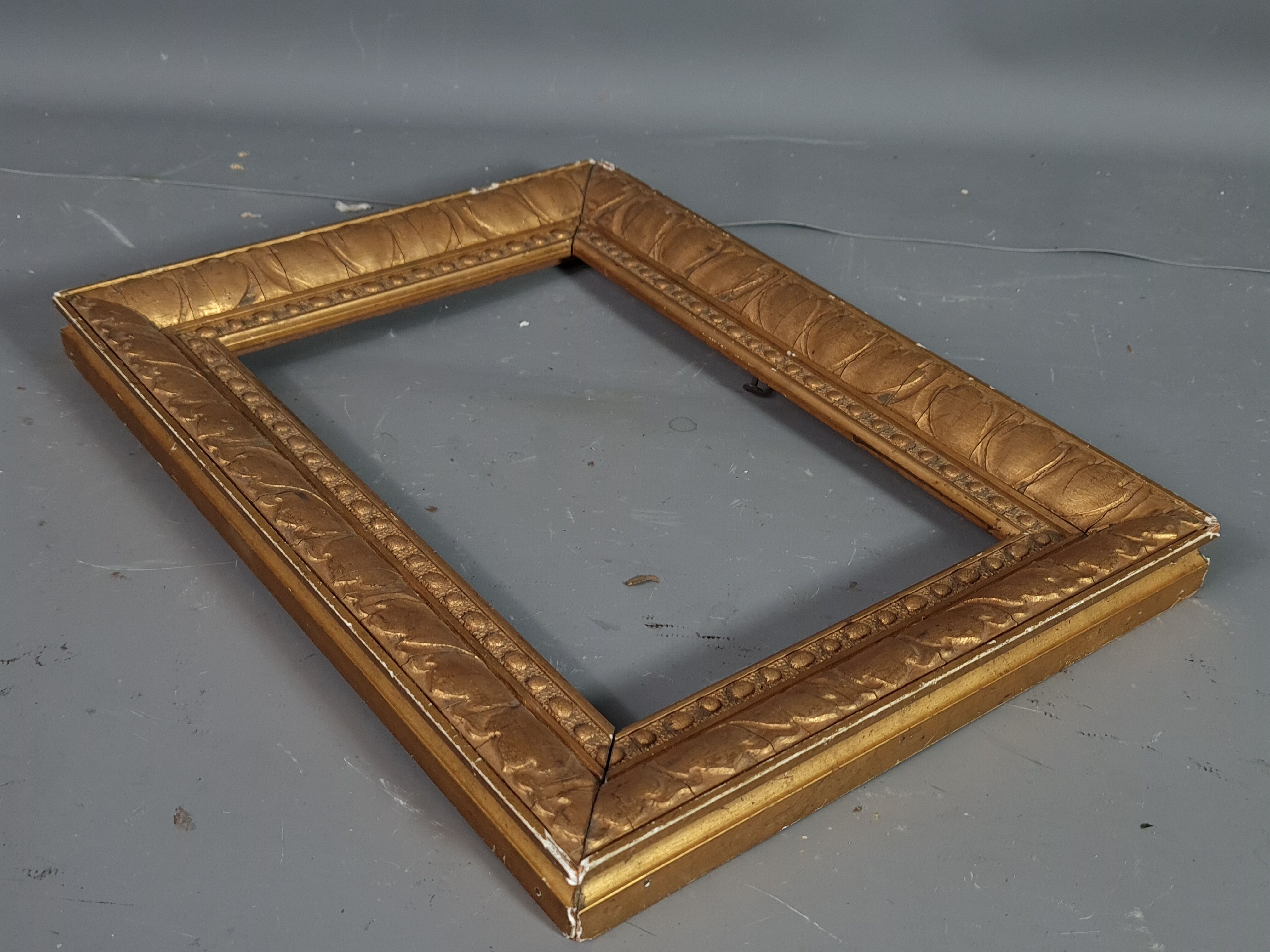 Old frame gilded stucco wood 29.5x21.5 cm, foliage 23.2x15.3 cm