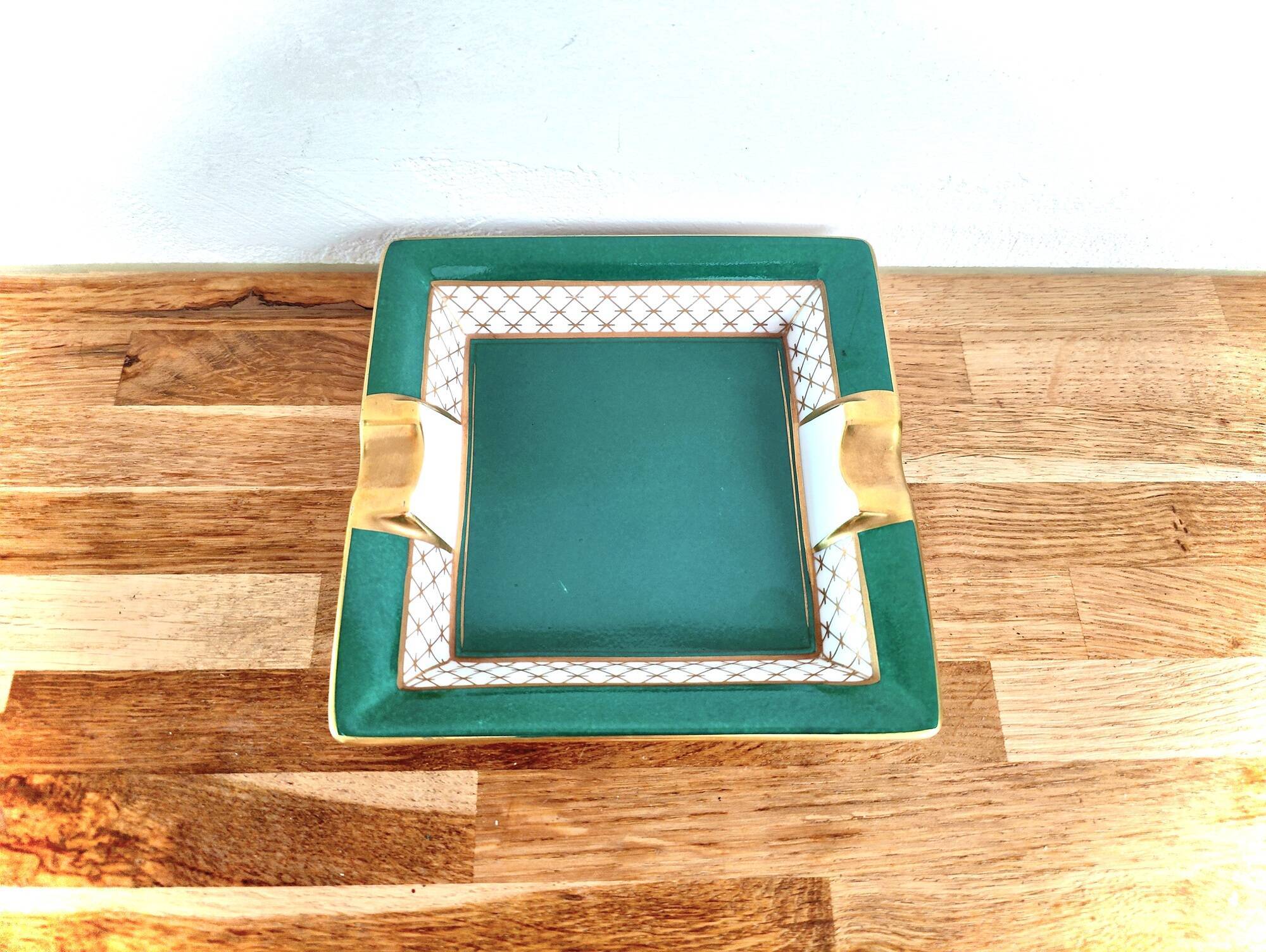 Dubarry ashtray - french porcelain