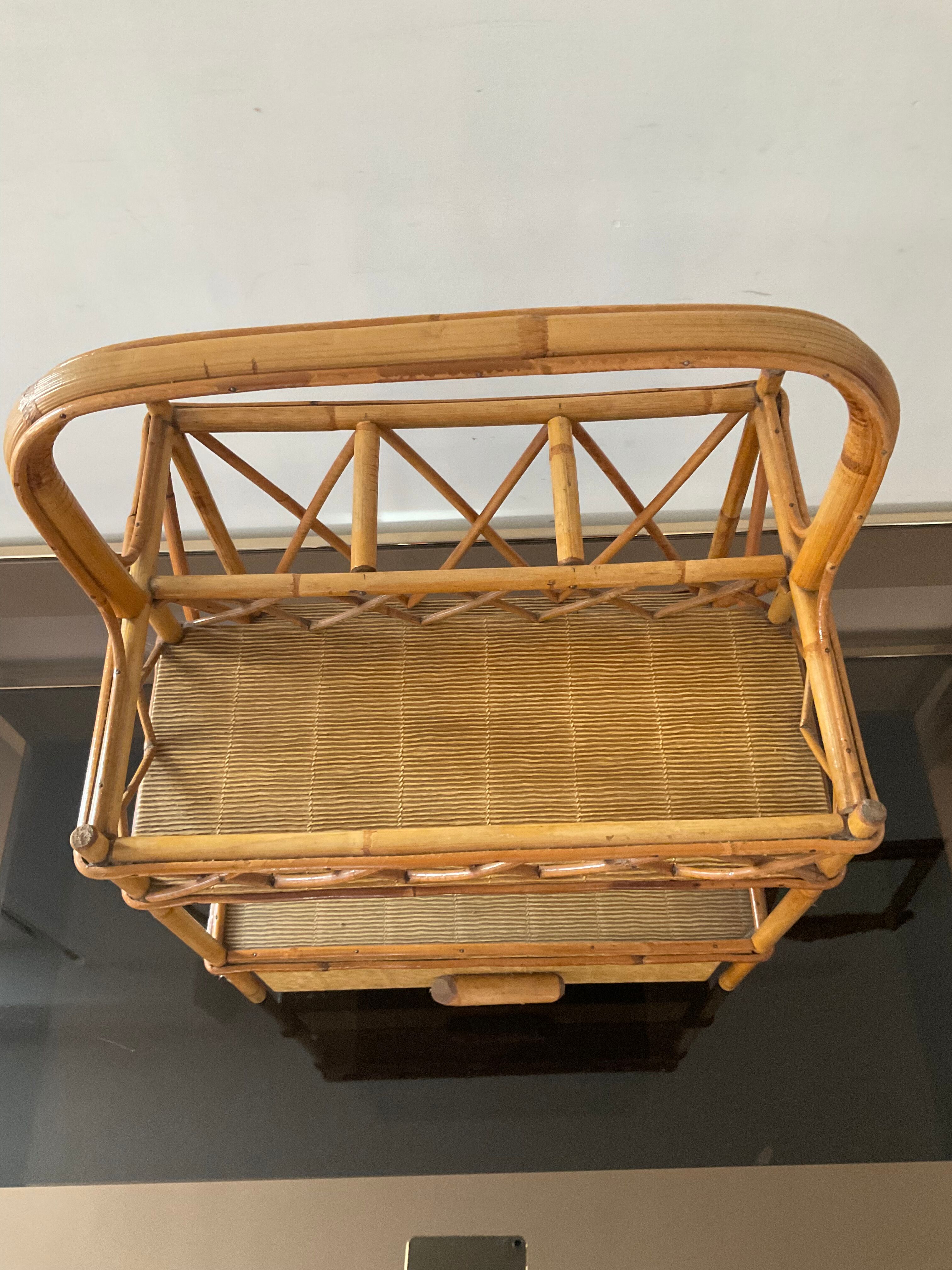 Vintage bar service of the 60s-70s in rattan