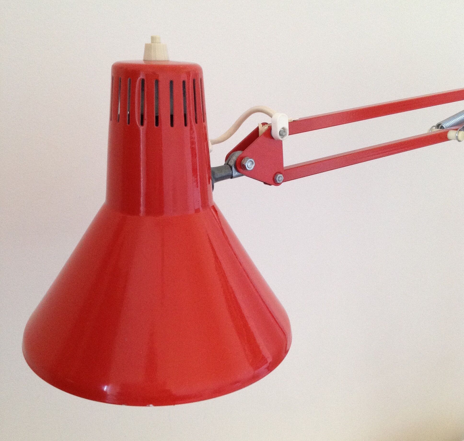 Lampe d'architecte sur socle
