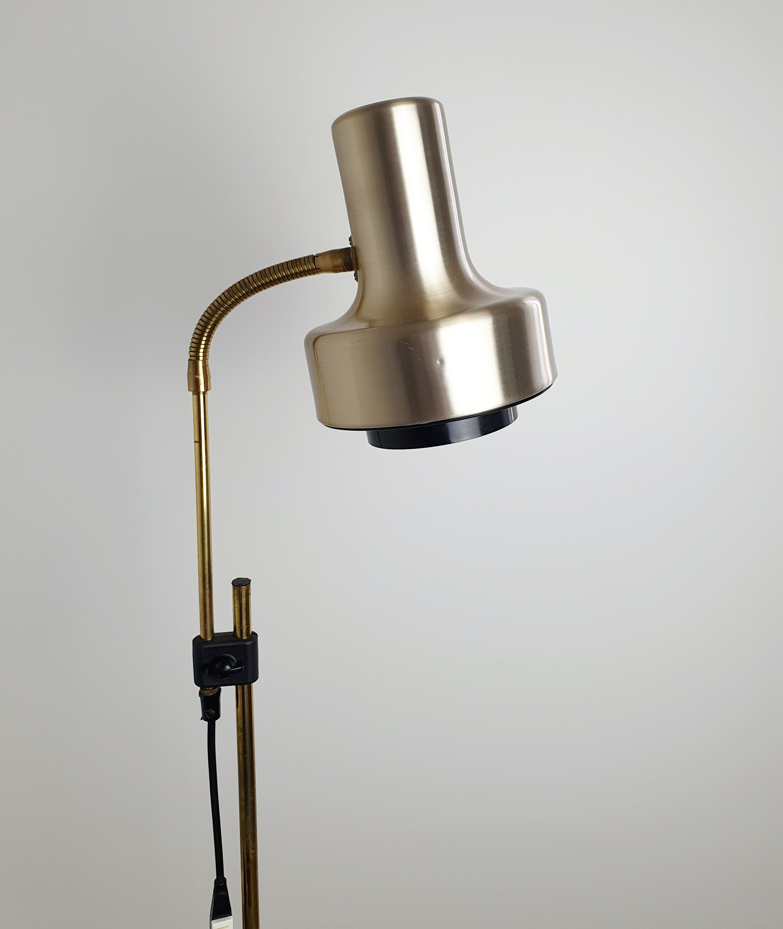 Scandinavian floor lamp gilded and black, 1970