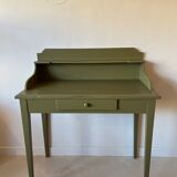 Green wooden dressing table
