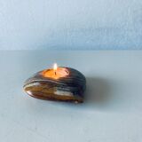 Heart candle holder in onyx