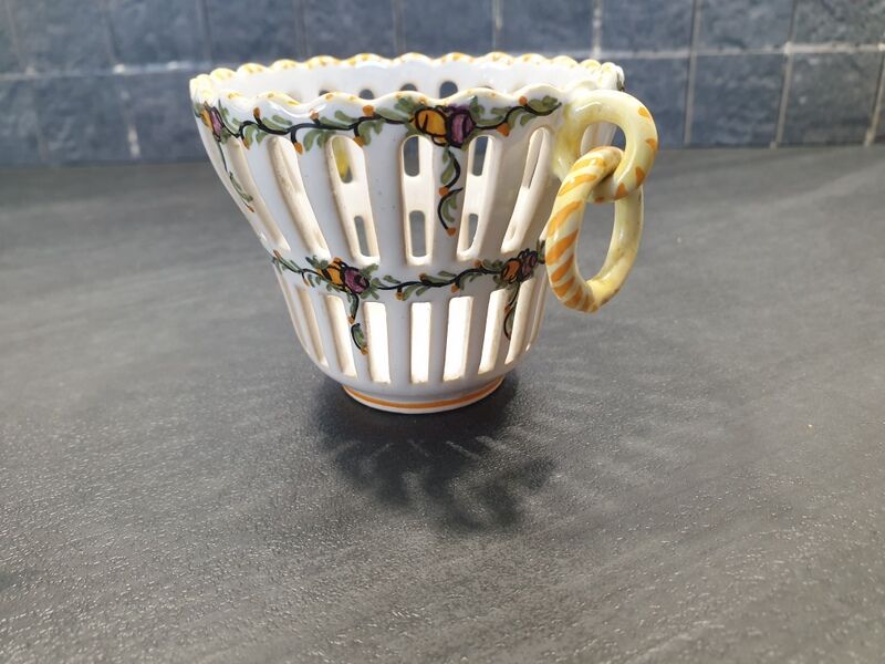 Basket in openwork earthenware Emile Tessier (1887-1971) in Malicorne