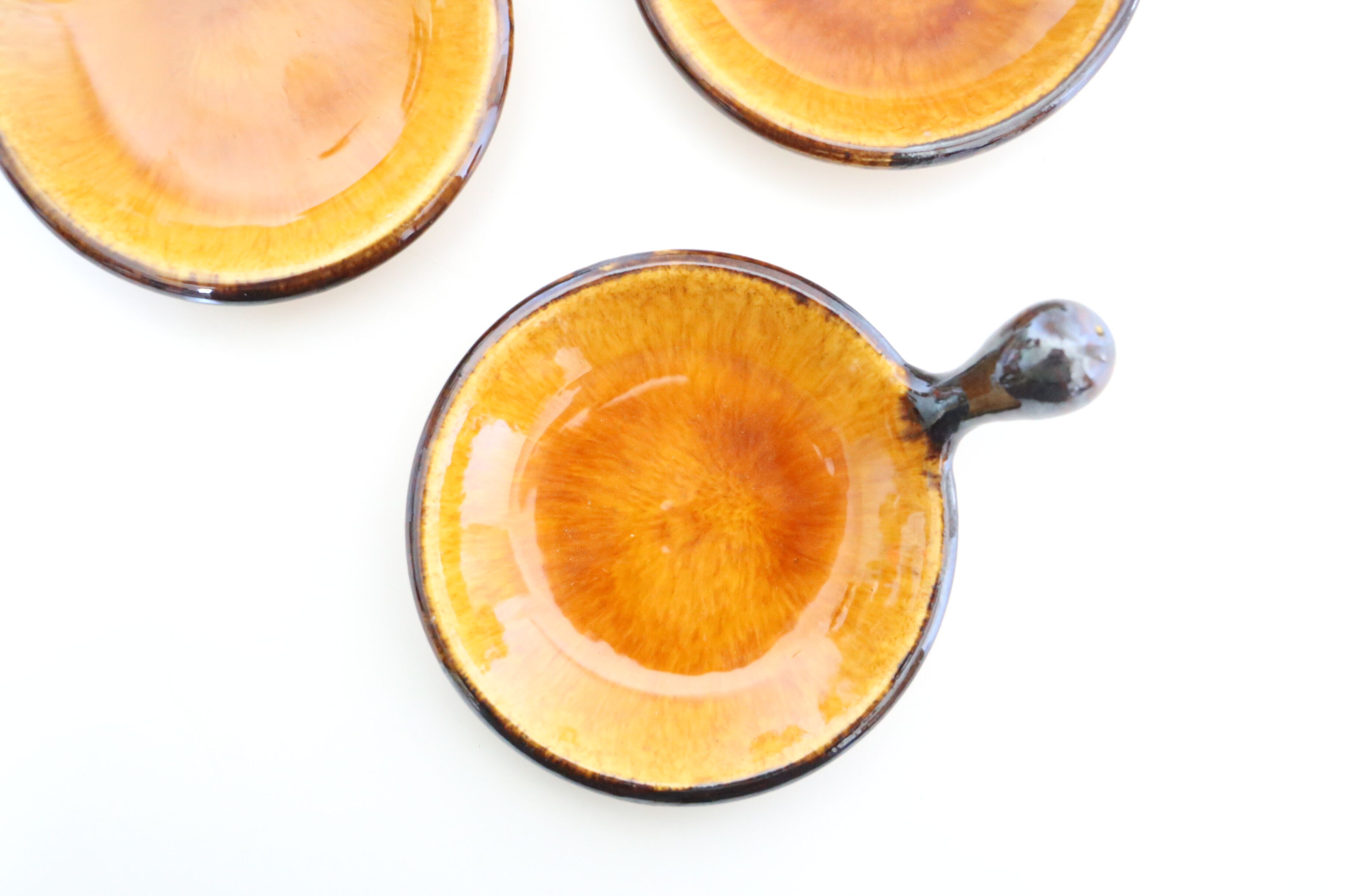 Raviers, aperitif dishes, vintage