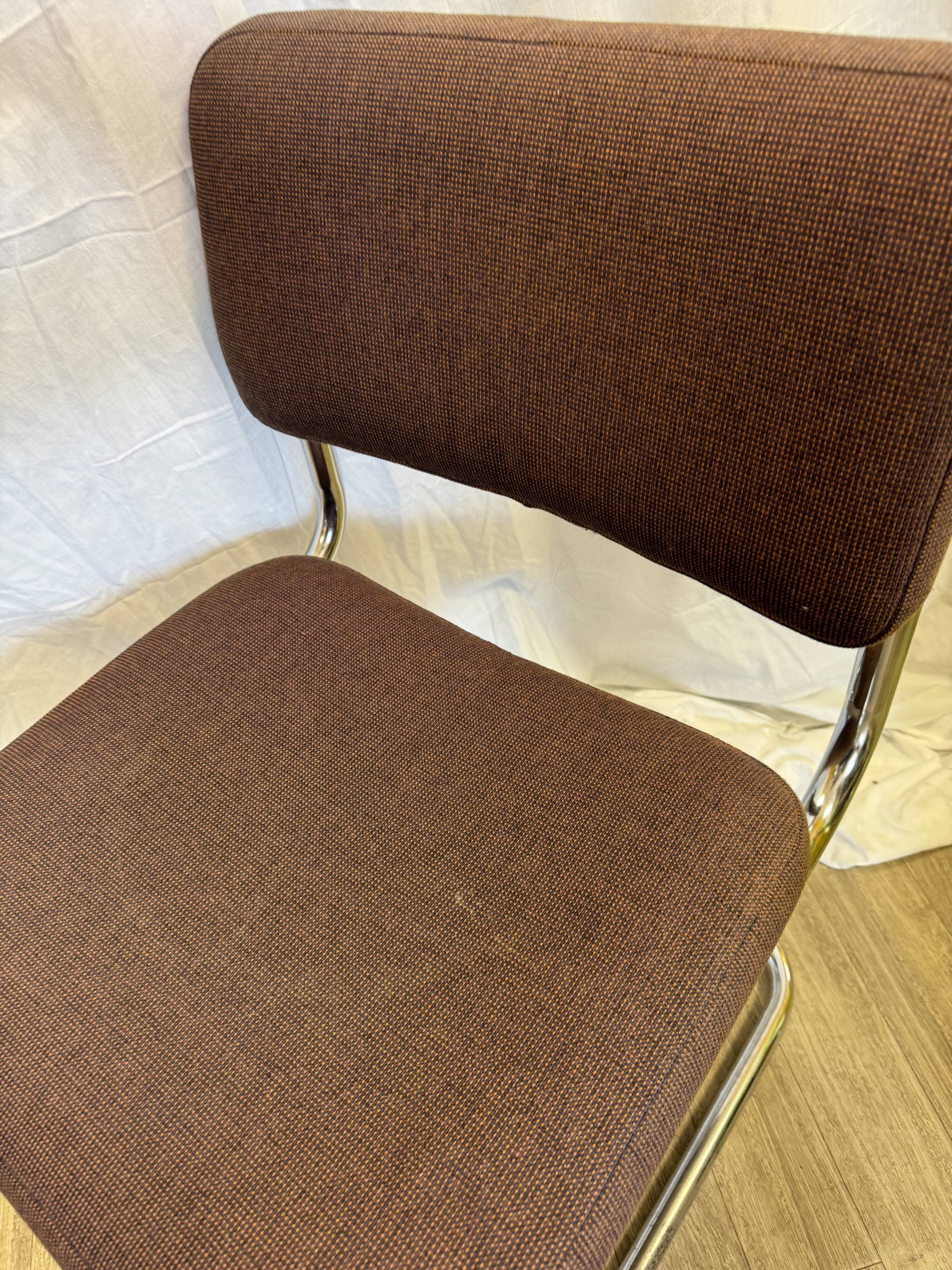 Chaise tubulaire 70s
