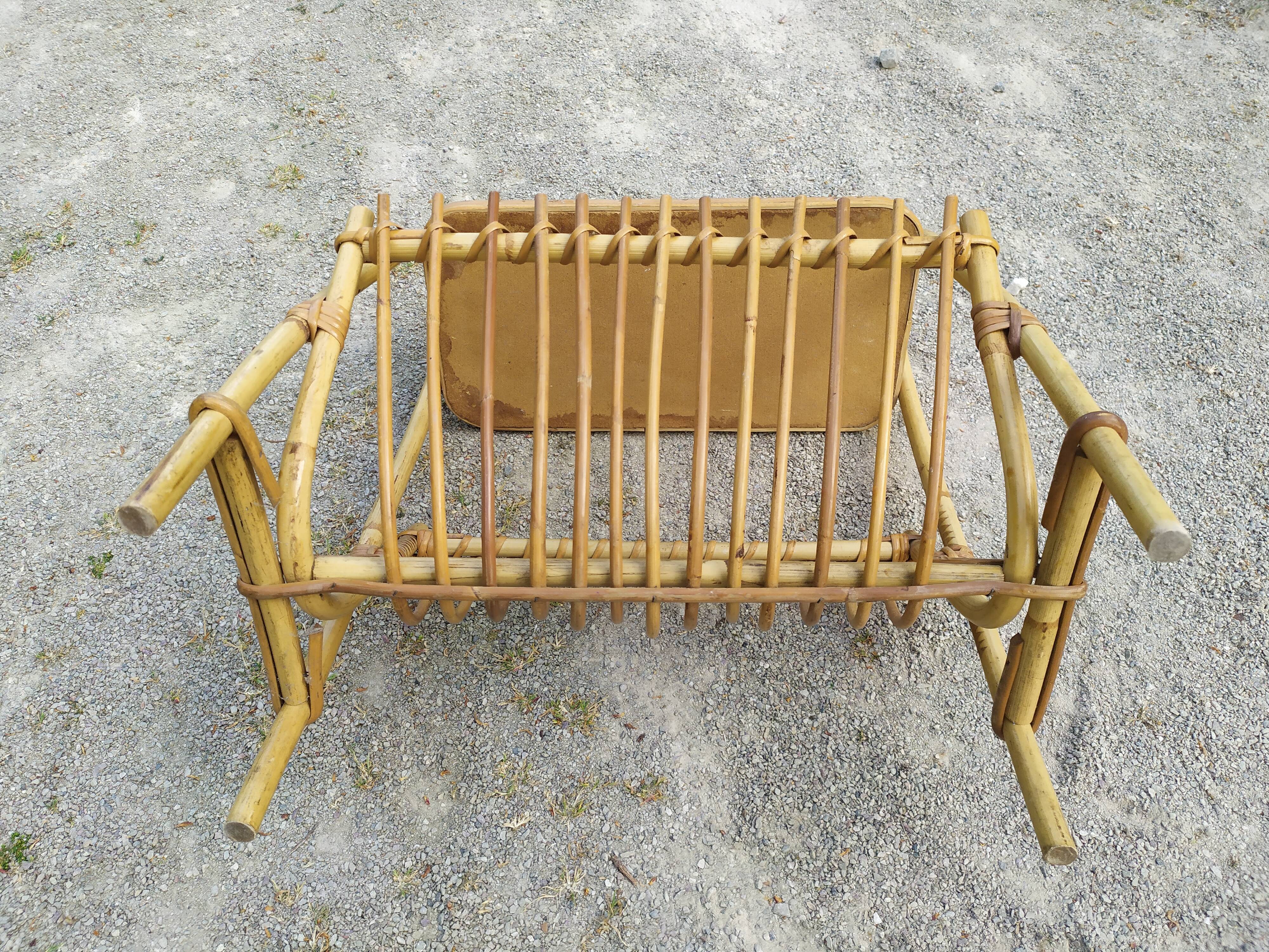 Magazine rack from the 50s and 60s