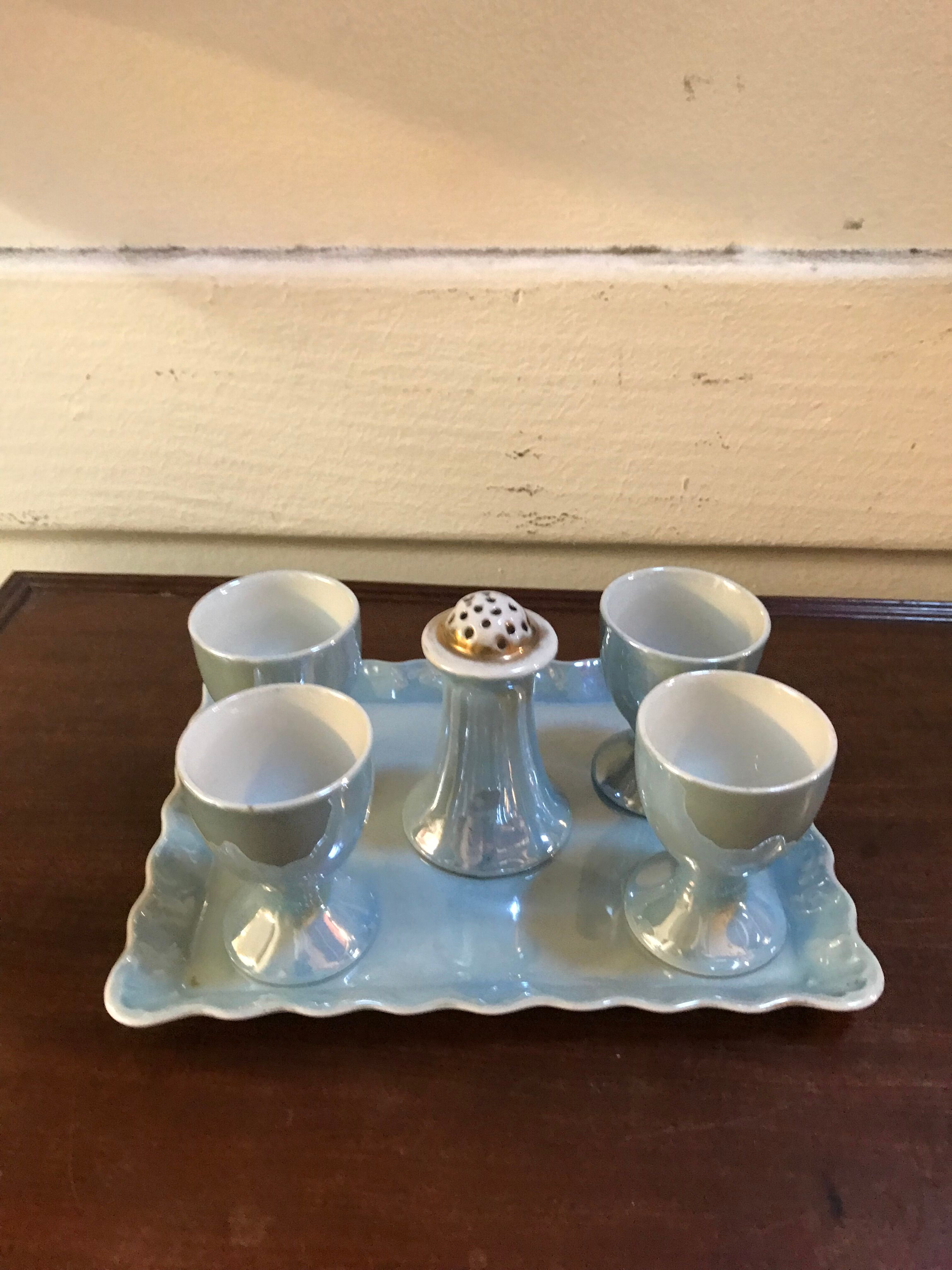 Porcelain egg set 50s shellfish and salt shaker on pearl tray