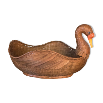 Wicker basket in the shape of a duck