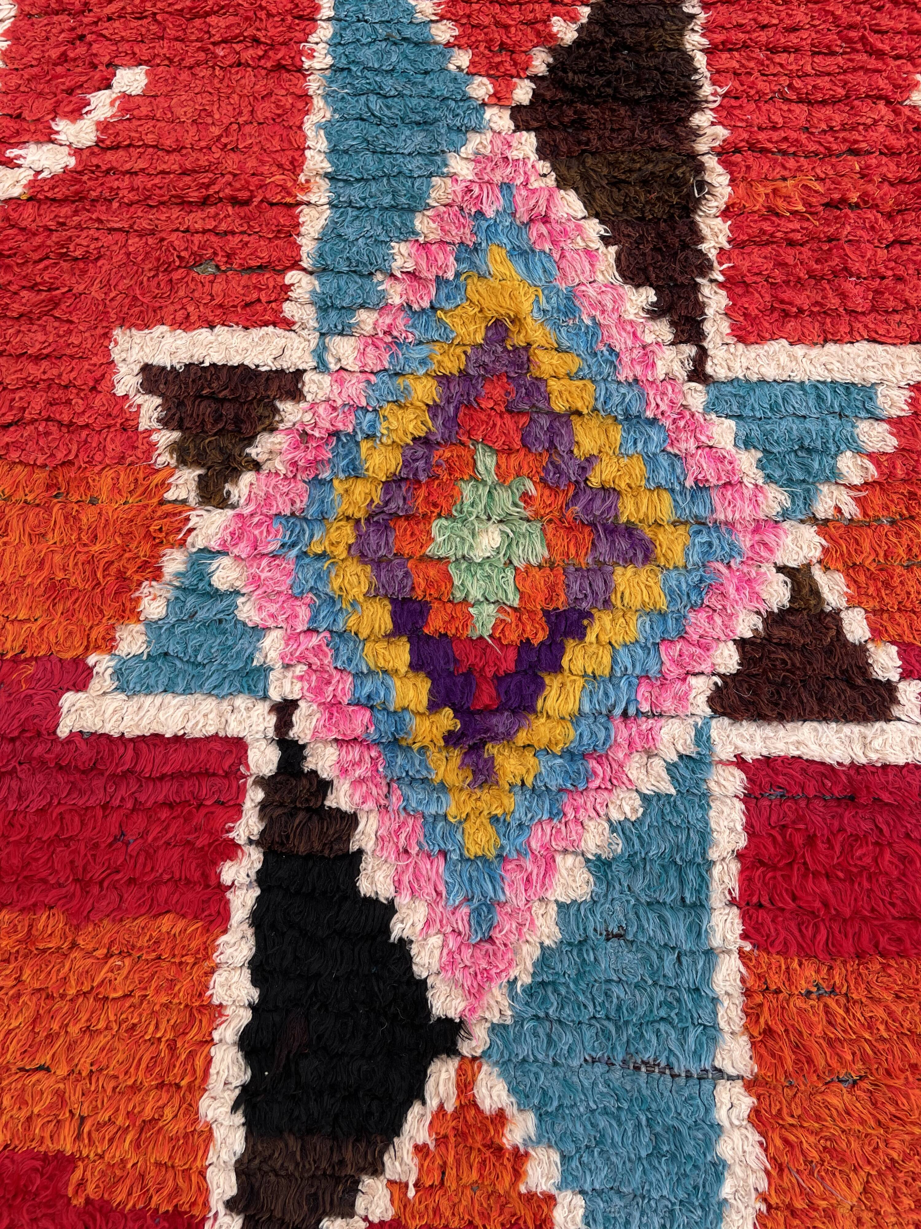 Red carpet berbere azilal modern