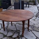 Louis Philippe table in walnut + extensions