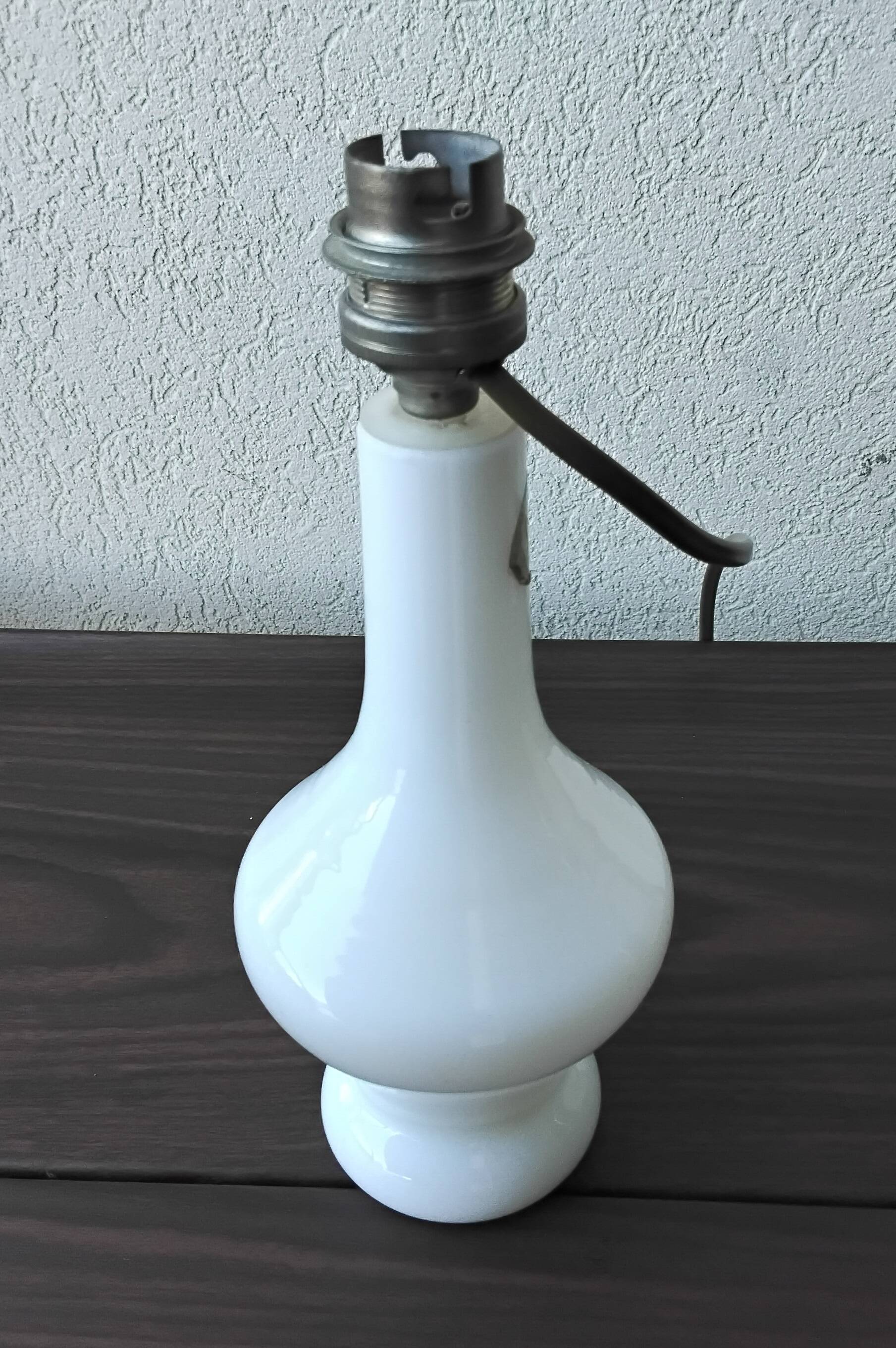 Pied de lampe opaline