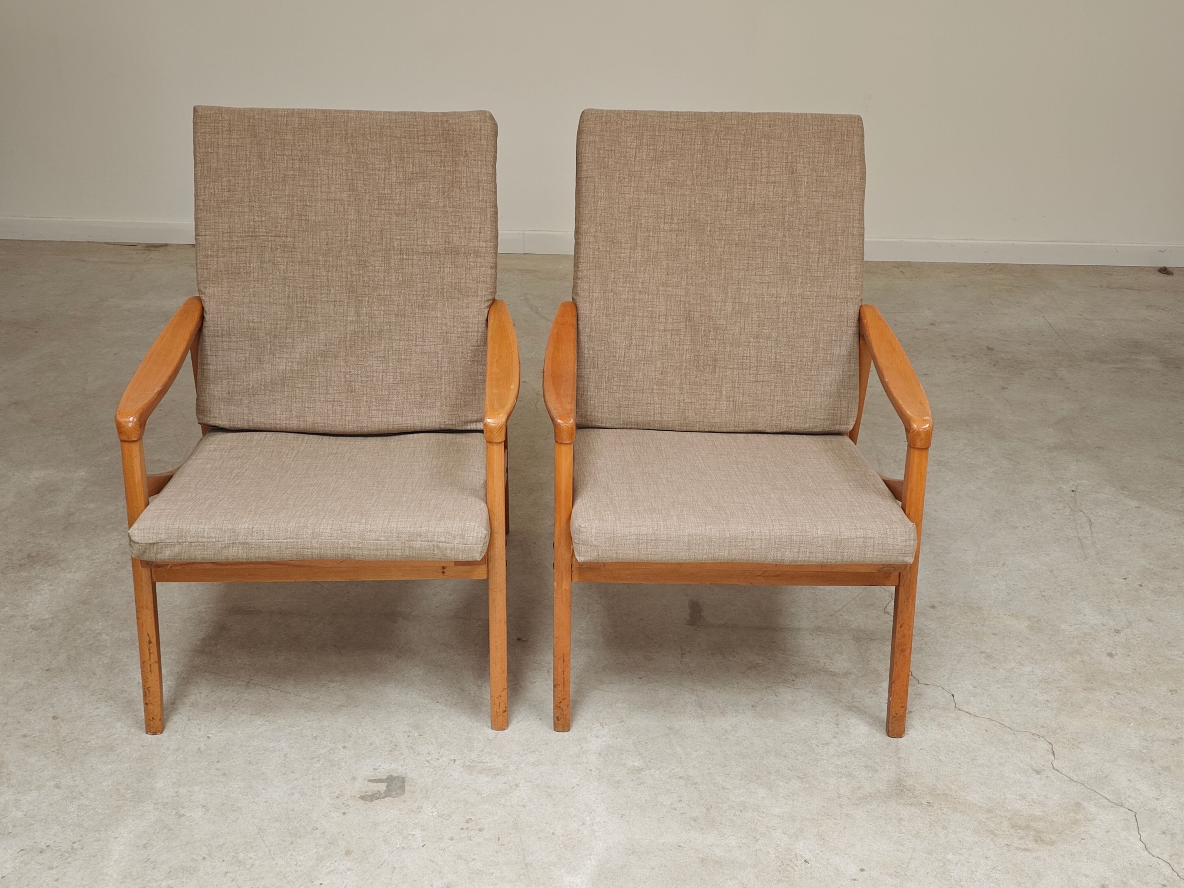 Pair of grey armchairs by Jiri Jiroutek for Intérier Praha