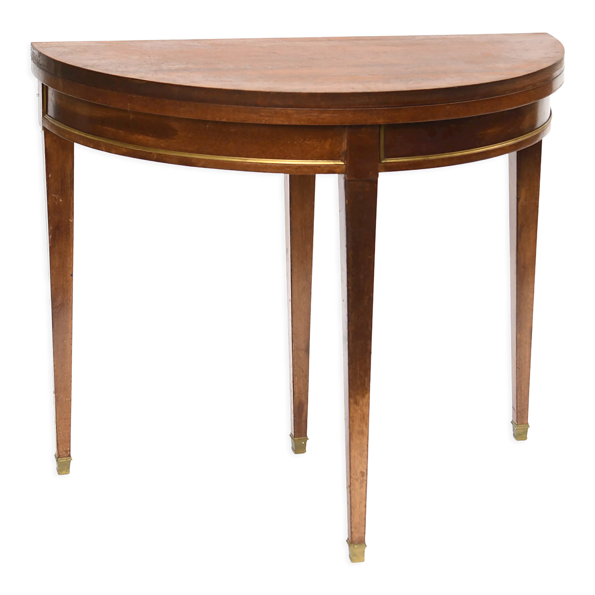 Half-moon shaped games and lounge table