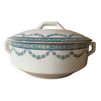 Moulin des loups soup tureen