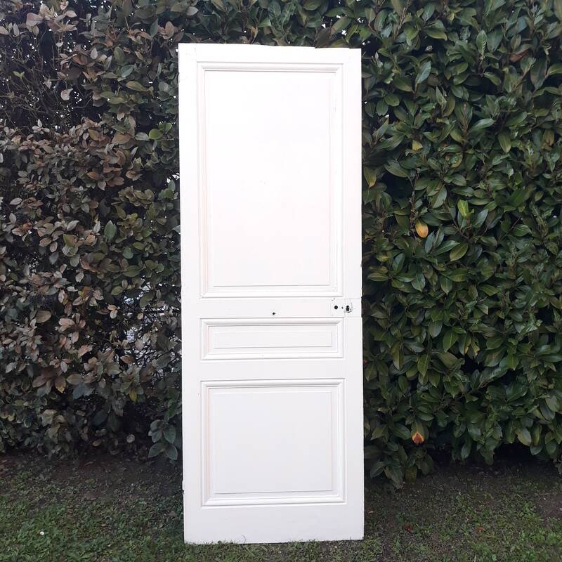 Communication door H219.5xL80cm, old panelled and moulded.