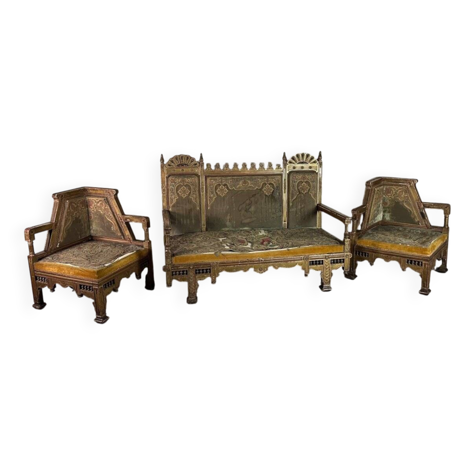 Pair of corner armchairs and an Orientalist bench in carved and polychrome wood from around 1900.