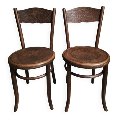 Chaises bistrot Fischel Autriche anciennes, chaises de salle à manger en bois courbé, décor Art Nouveau embossé, lot de 2, vers 1900–1915