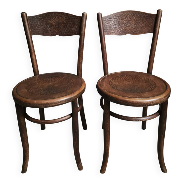 Chaises bistrot Fischel Autriche anciennes, chaises de salle à manger en bois courbé, décor Art Nouveau embossé, lot de 2, vers 1900–1915
