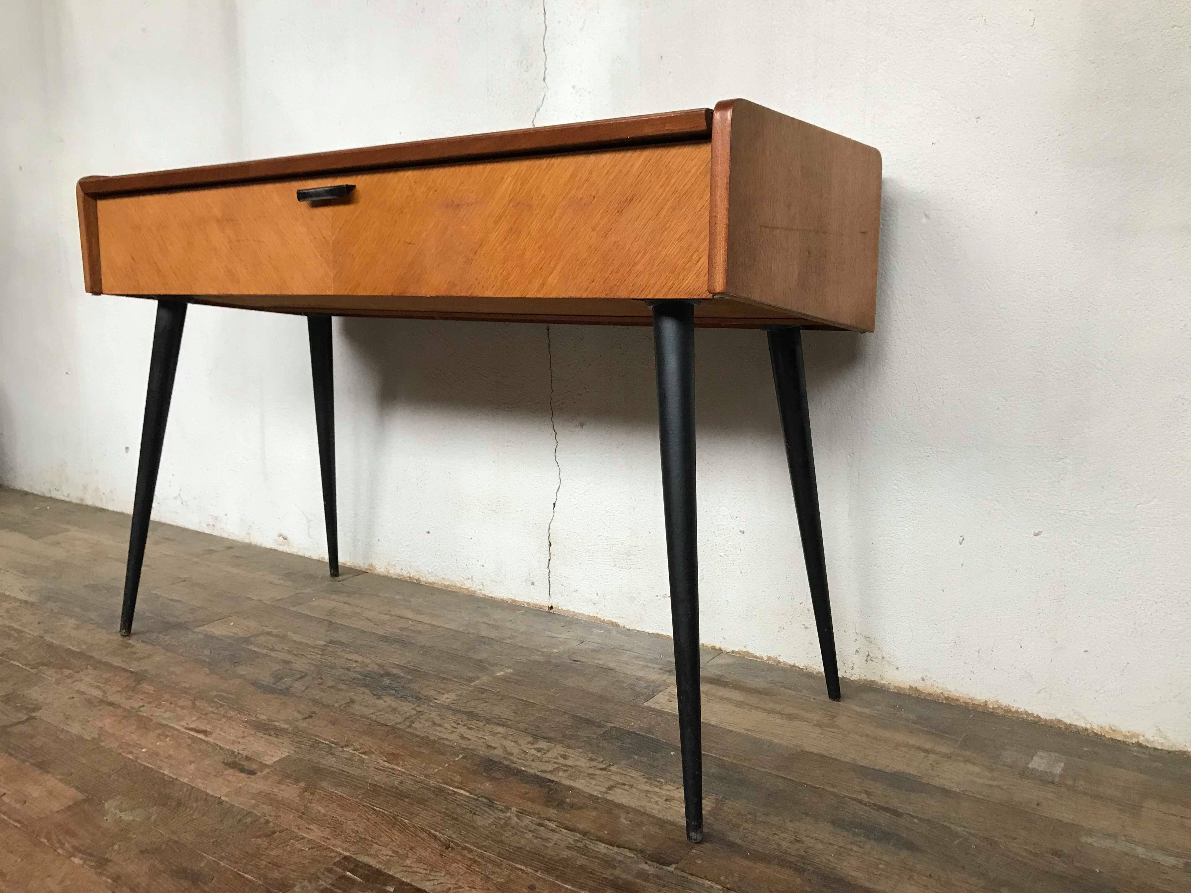 Bureau tricoteuse en teck vintage pieds compas fuseaux noir 1950 1960 style scandinave