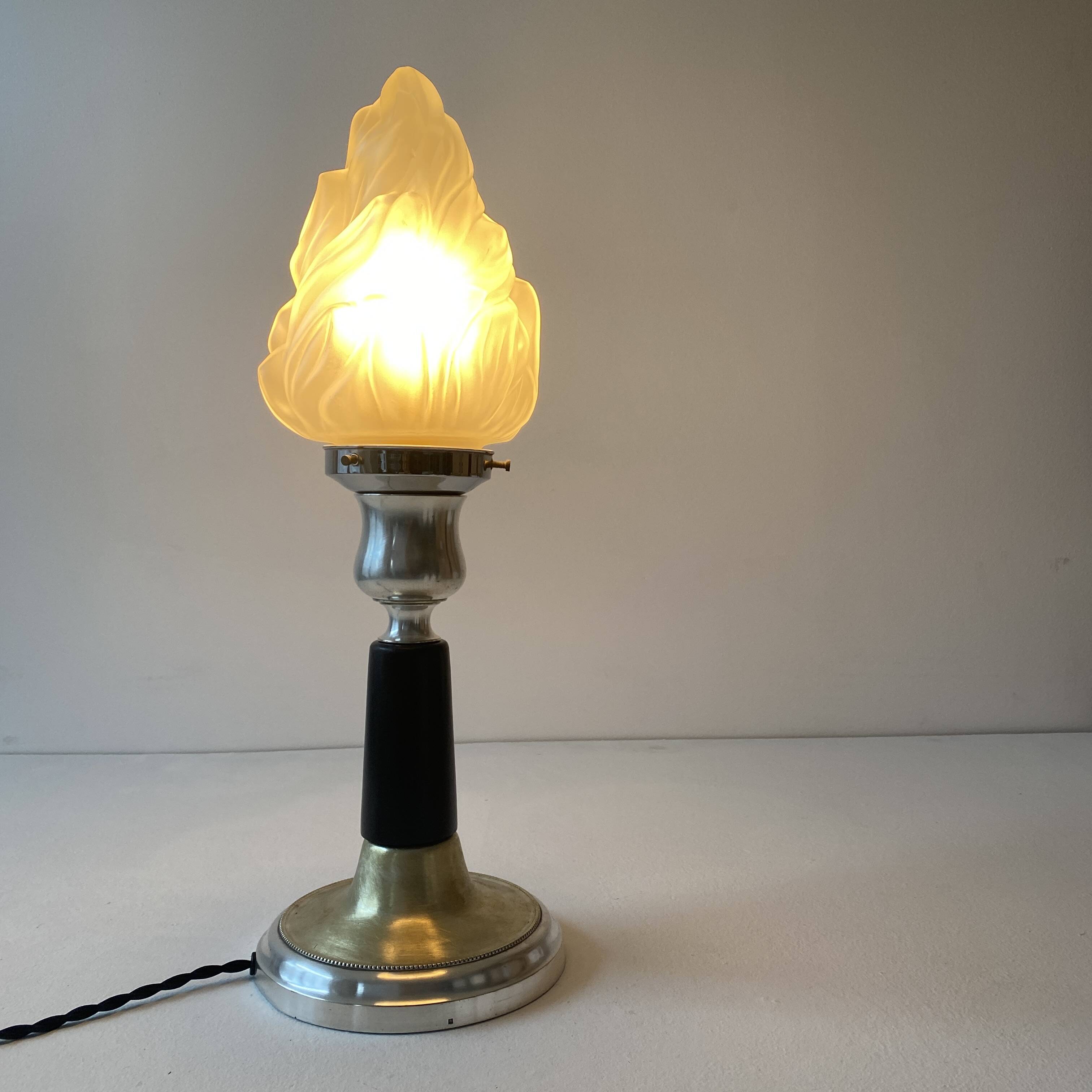 Vintage art deco table lamp