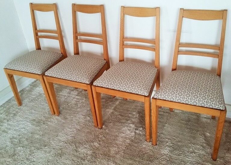 Suite of 4 oak chairs 50s
