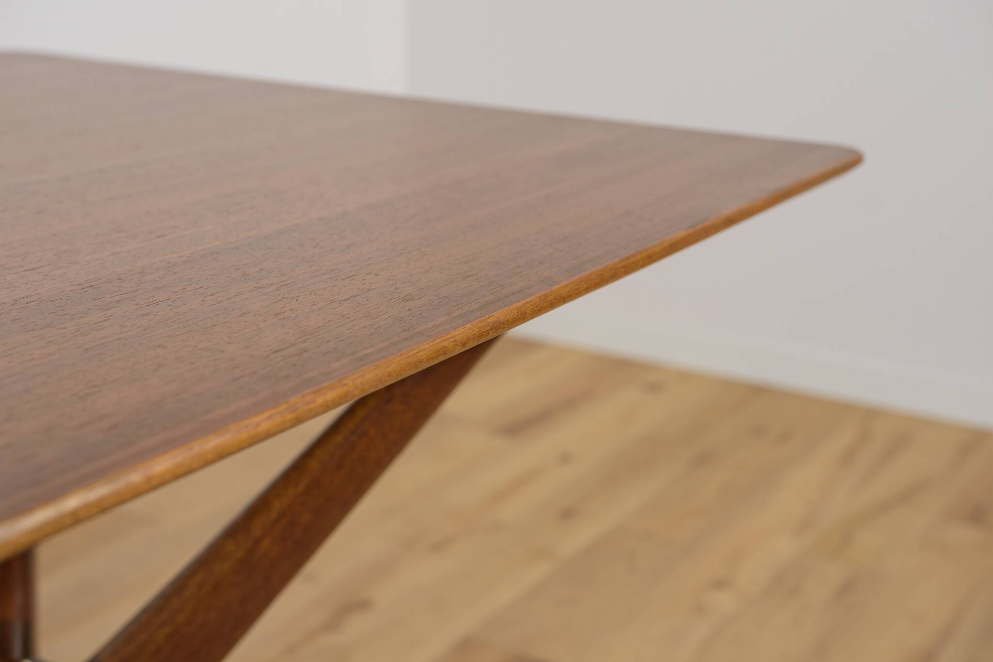 Mid Century Teak Helicopter Dining Table from G-Plan, United Knigdom, 1960s