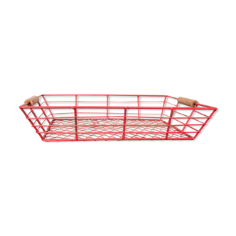 Red metal basket - wooden handles