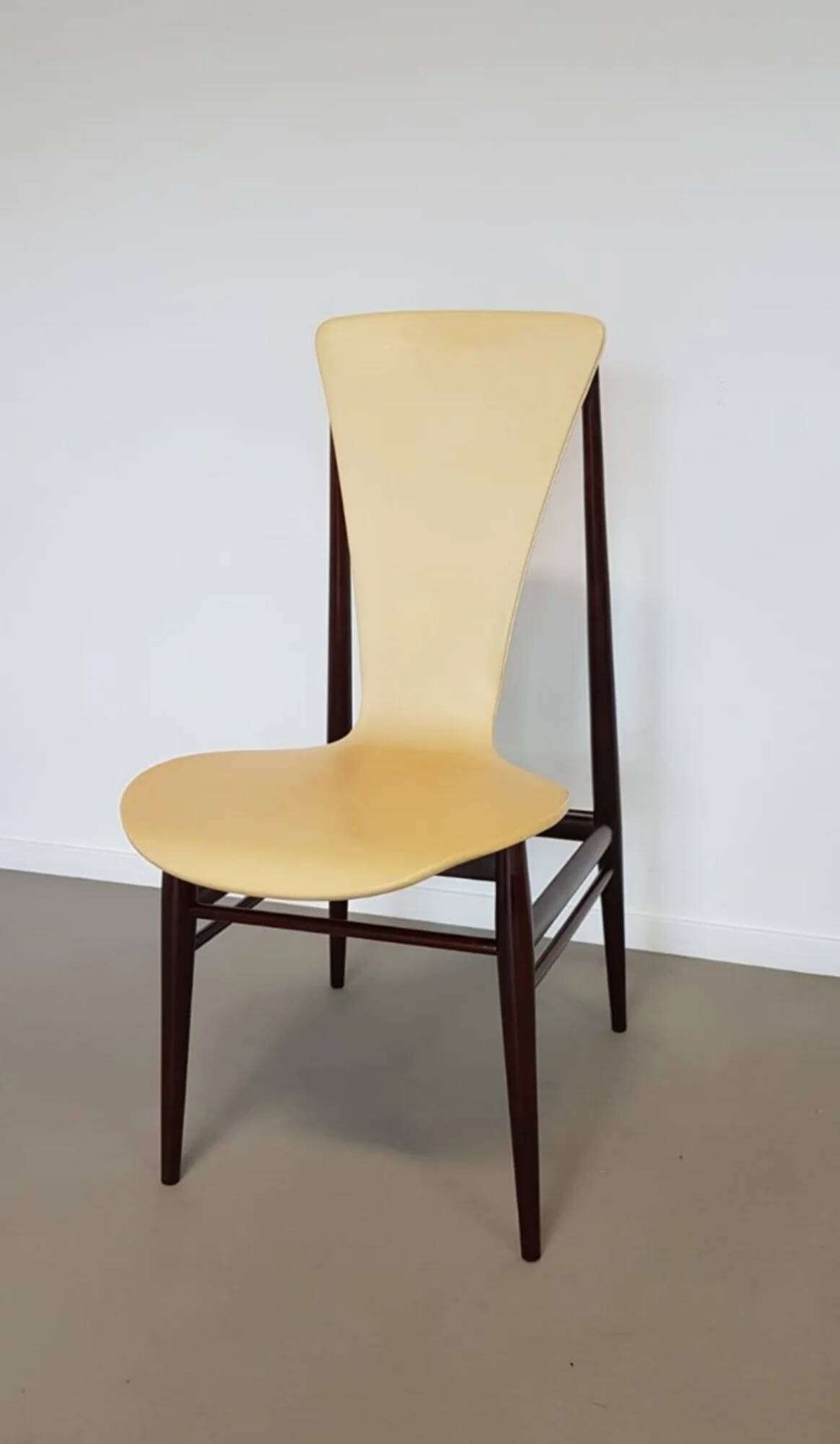 Set of 4 floating seat dining chairs / 1950s