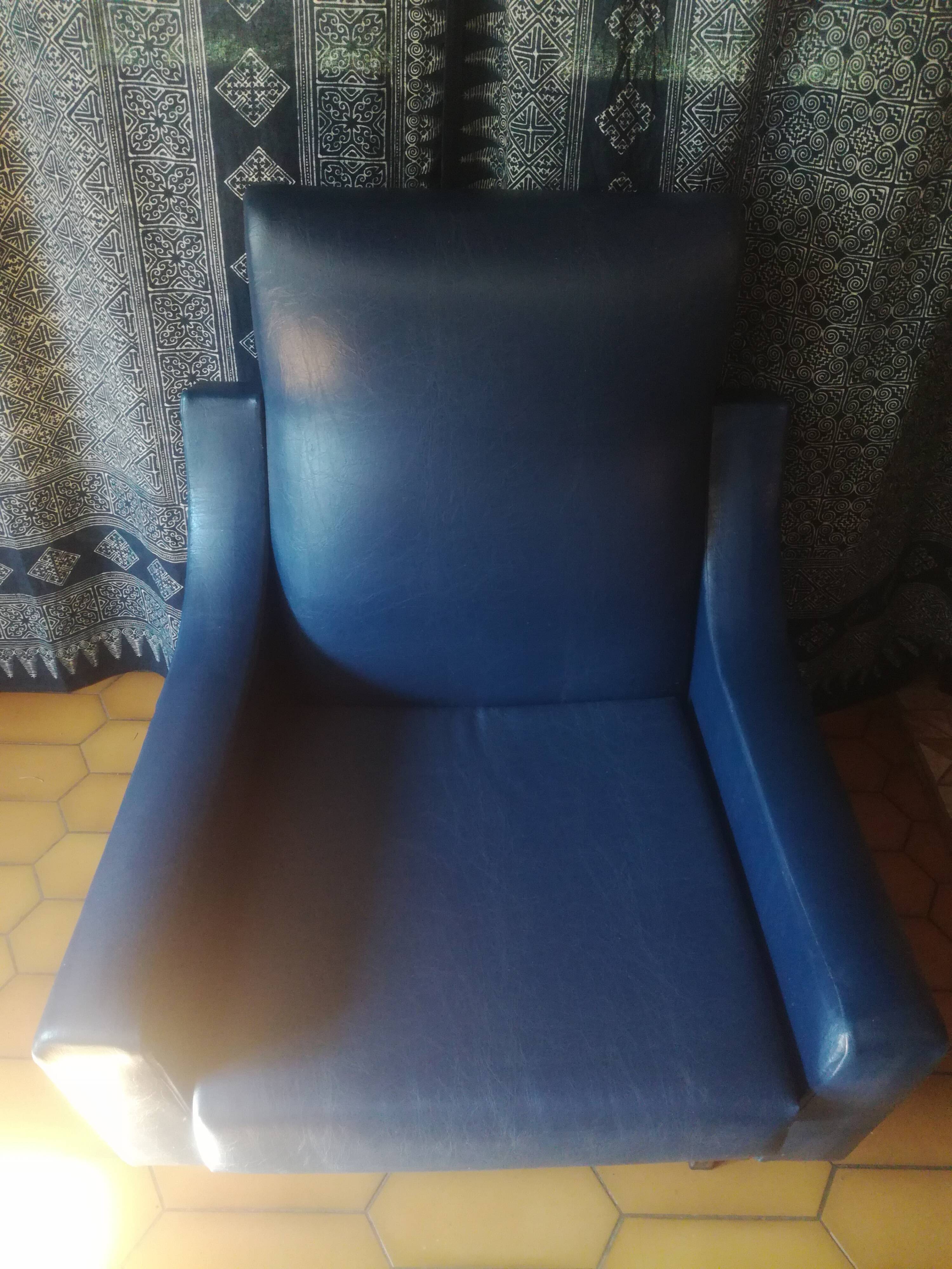 Vintage blue skai chair