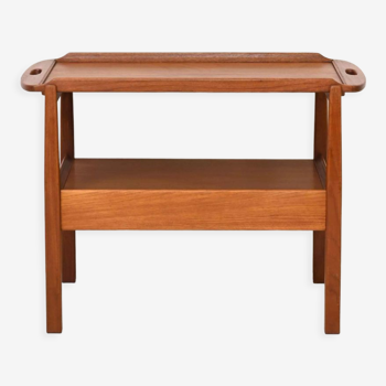 Table basse scandinave avec plateau