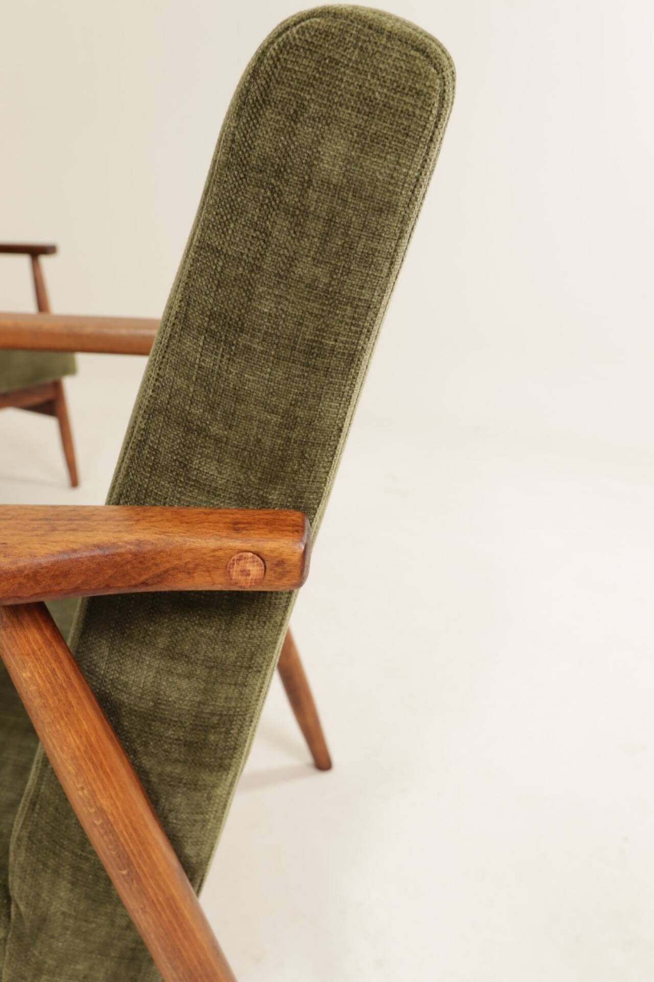 Ensemble de 4 Fauteuils Mid-Century Modern – Velours olive vert 